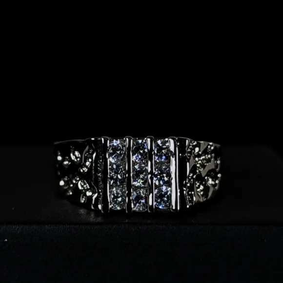 Heavy 8.7g Sterling Silver Men’s Nugget Ring • AAA Machine-Cut "Fire" CZ • NOS - Picture 2 of 7